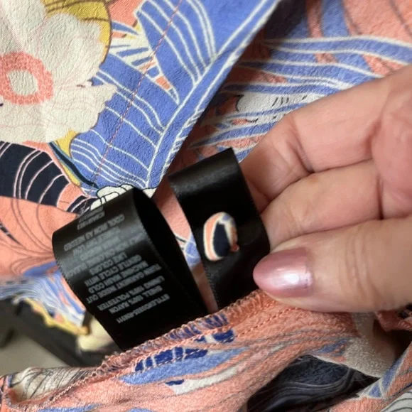 🎉🎉Sanctuary Floral Maxi Dress in Multicolors. The perfect Summer vibes dress🌻🌷🌸 - Picture 6 of 13